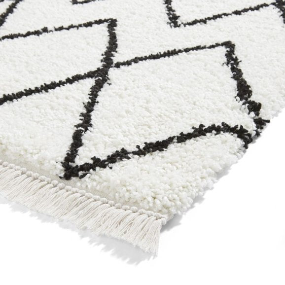 Boho 8280 Modern Shaggy Moroccan Rug White/Black